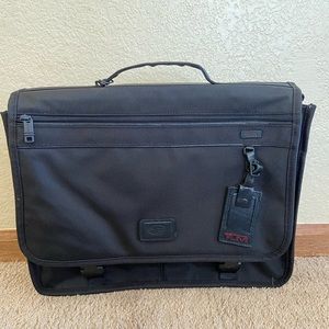 Tumi messenger bag